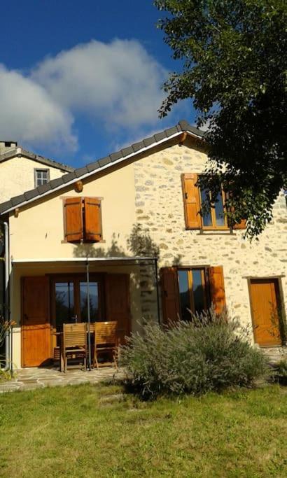 Grange En Pierres. Grand Jardin Et Belle Vue Saurat Exterior foto